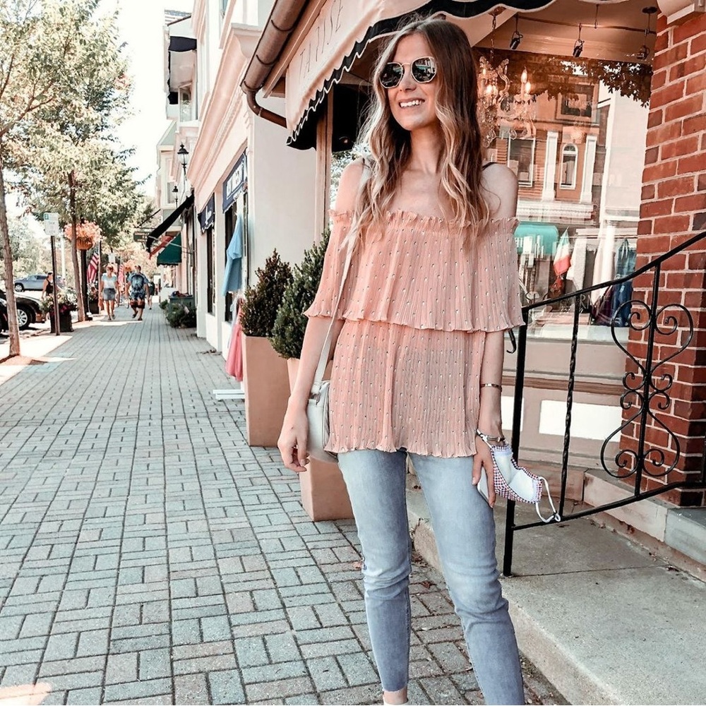 Polka Dot Off The Shoulder Short Sleeve Top - XS